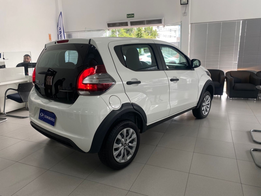 fiat mobi 1.0 evo flex like. manual 4p 20235