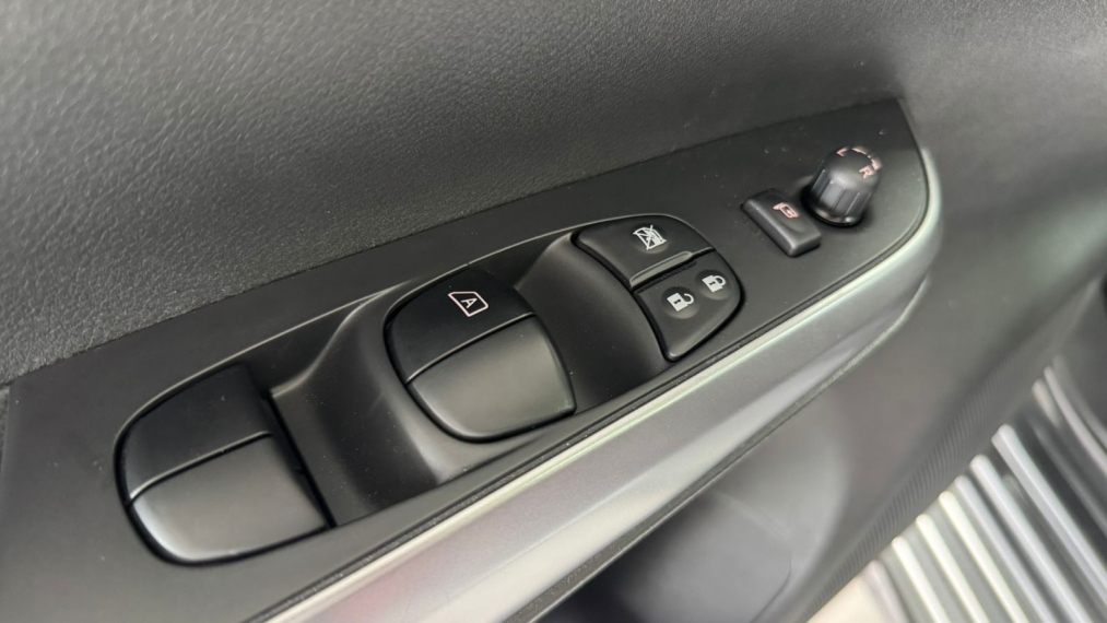 nissan frontier 2.3 16v turbo diesel platinum cd 4x4 automatico 4p 202512