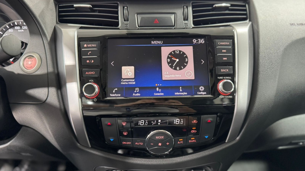 nissan frontier 2.3 16v turbo diesel platinum cd 4x4 automatico 4p 202510