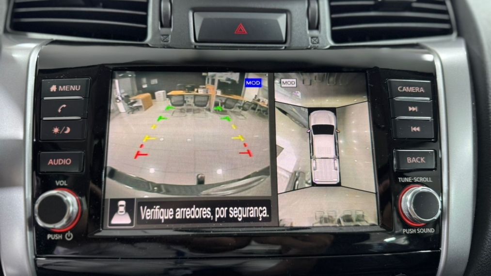 nissan frontier 2.3 16v turbo diesel platinum cd 4x4 automatico 4p 202511