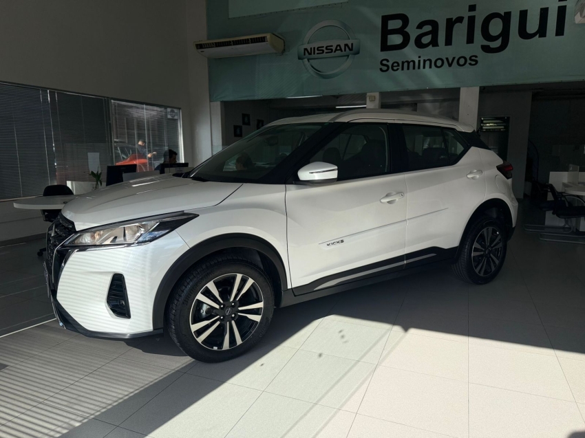 nissan kicks play 1.6 16v flexstart advance plus xtronic flex 4p automatico 20252