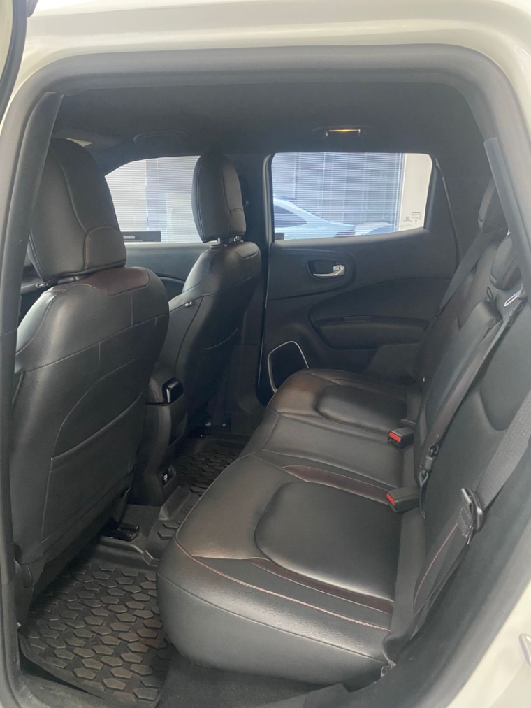 fiat toro 2.0 16v turbo diesel ultra 4wd at9 4p automatico 202311