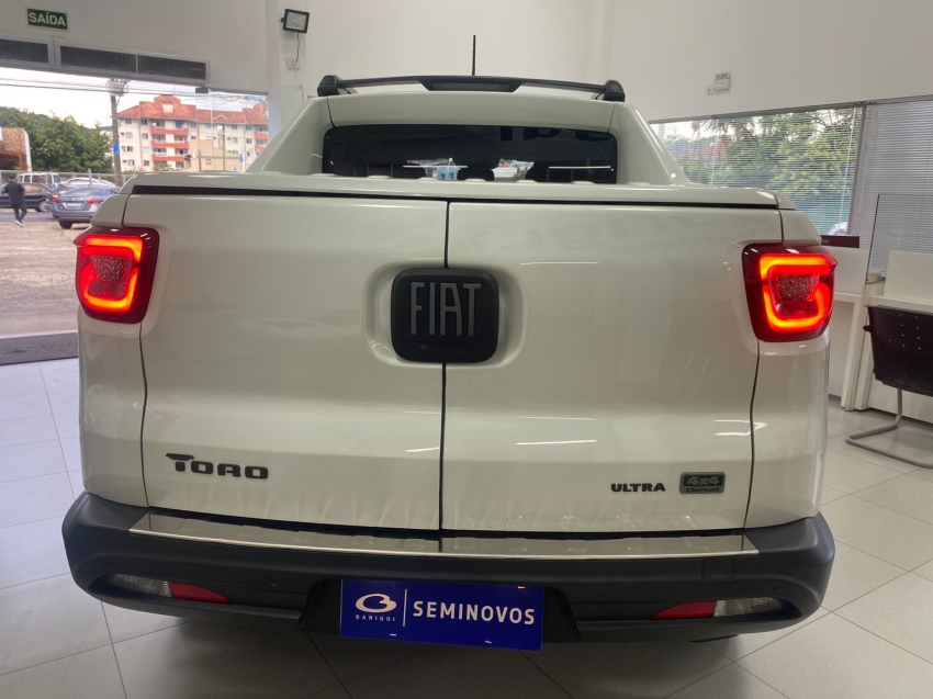 fiat toro 2.0 16v turbo diesel ultra 4wd at9 4p automatico 20235