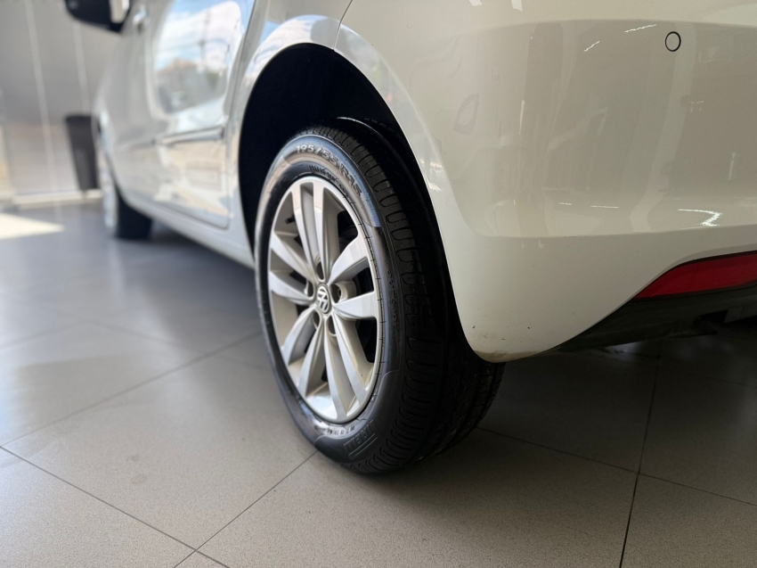 volkswagen fox 1.6 msi total flex connect 4p i-motion semiautomatico 20196