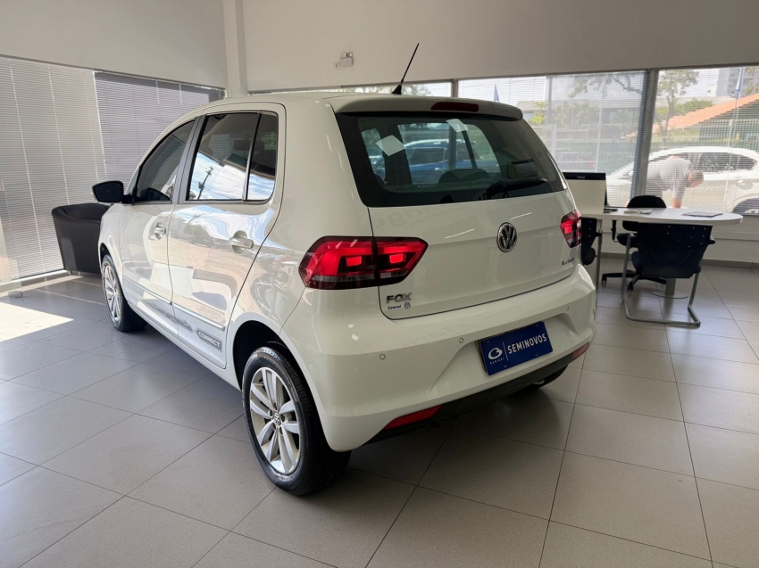 volkswagen fox 1.6 msi total flex connect 4p i-motion semiautomatico 20195