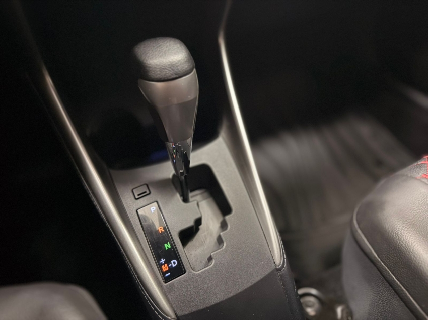 toyota yaris 1.3 16v flex xl live multidrive 4p automatico 202014