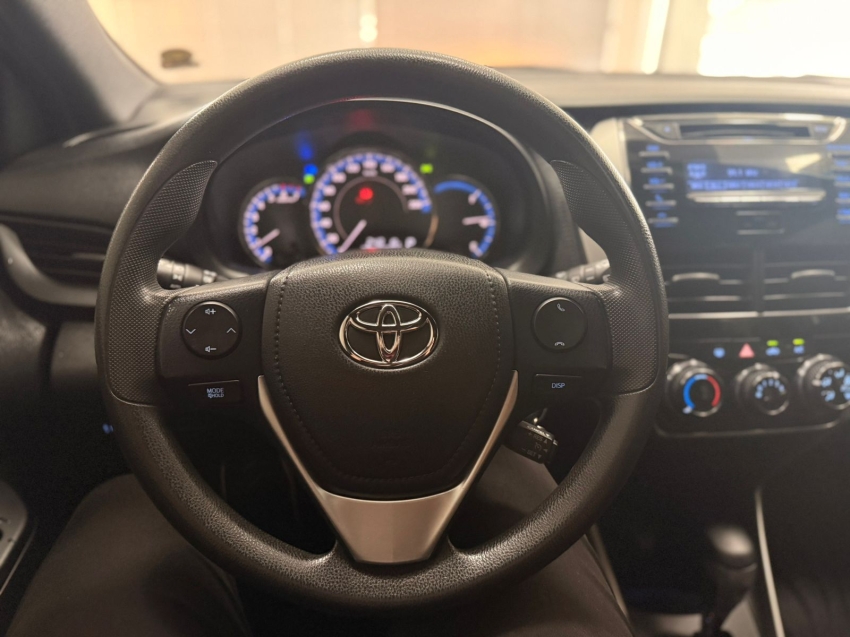 toyota yaris 1.3 16v flex xl live multidrive 4p automatico 20209