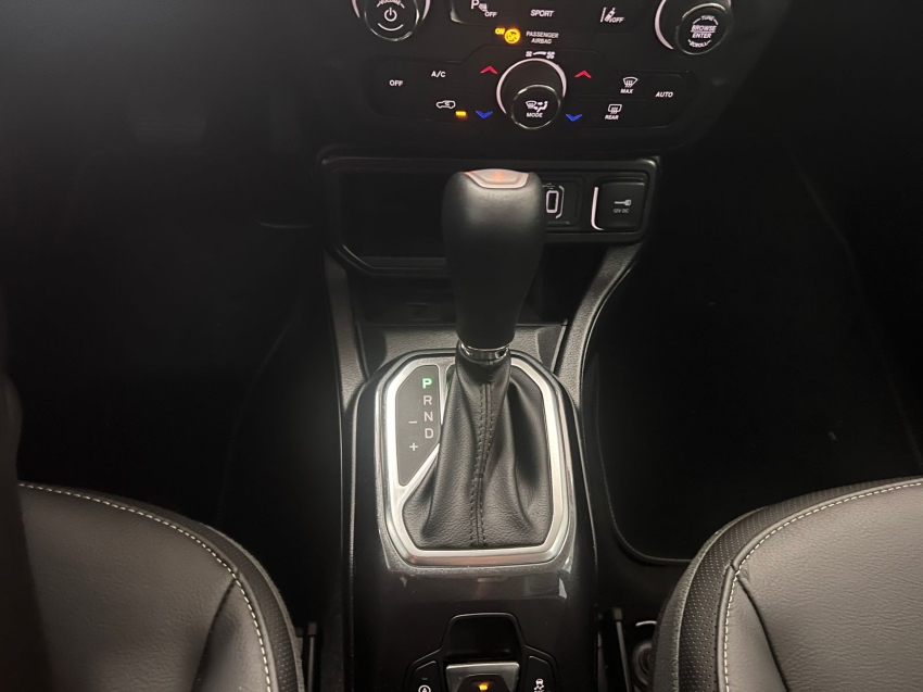 jeep renegade 1.3 t270 turbo flex longitude at6 4p automatico 202513