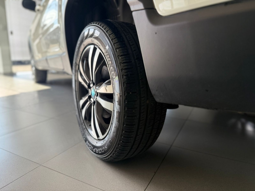 fiat toro 1.3 turbo 270 flex freedom at6 4p automatico 202517