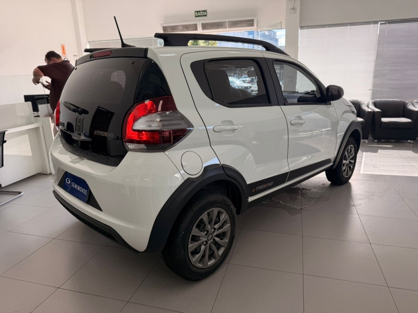 fiat mobi 1.0 evo flex trekking manual 4p 20233