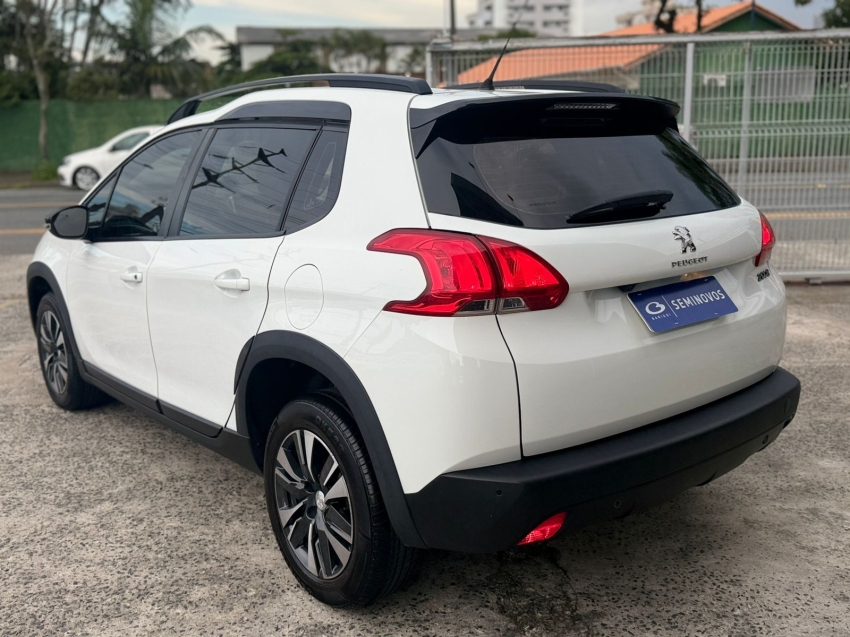 peugeot 2008 1.6 16v flex griffe 4p automatico 20213