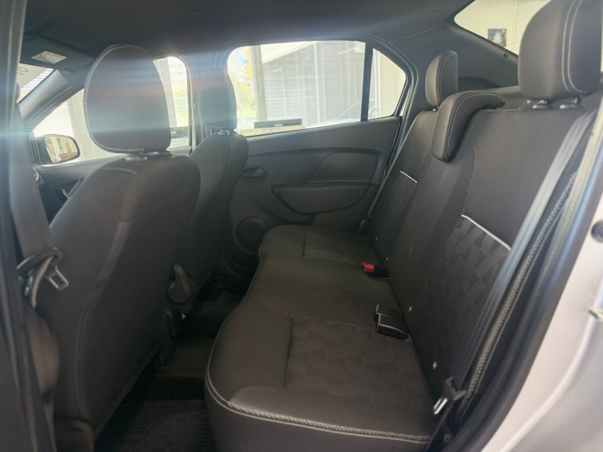 renault logan 1.0 12v sce flex zen manual 4p 202511