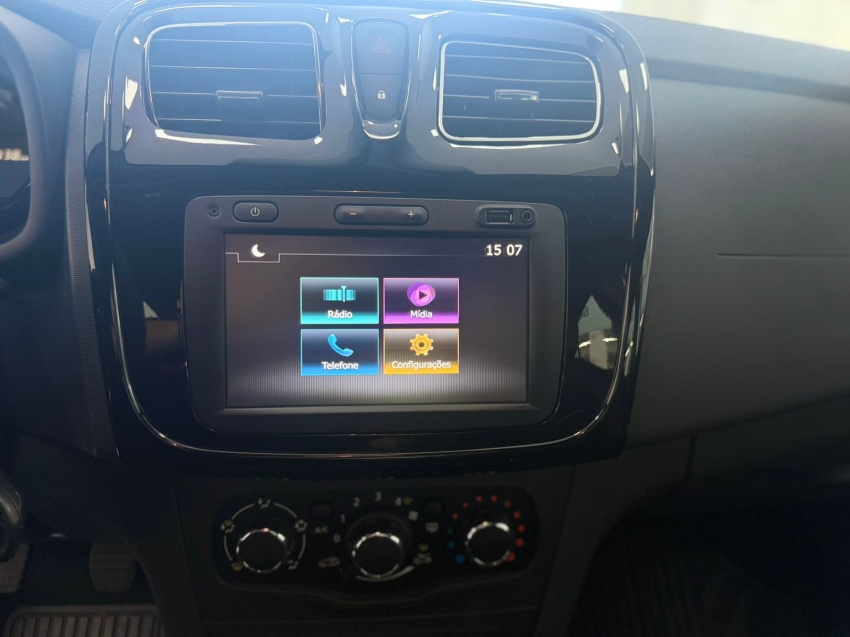 renault logan 1.0 12v sce flex zen manual 4p 202512