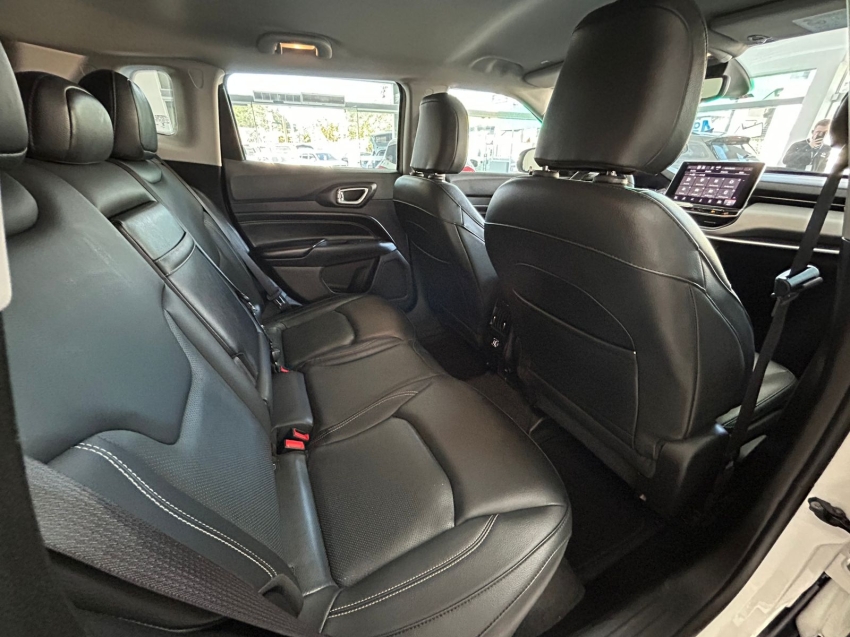 jeep compass 1.3 t270 turbo flex longitude at6 4p automatico 20237