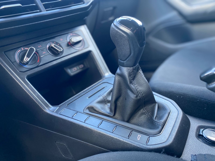 volkswagen polo 1.0 mpi track manual flex 4p 202413