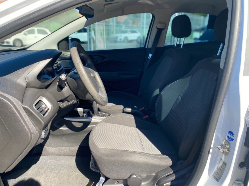 chevrolet onix 1.4 mpfi advantage 8v flex 4p automatico 201810