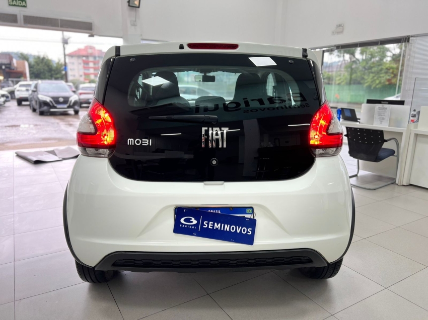 fiat mobi 1.0 evo flex like. manual 4p 20223