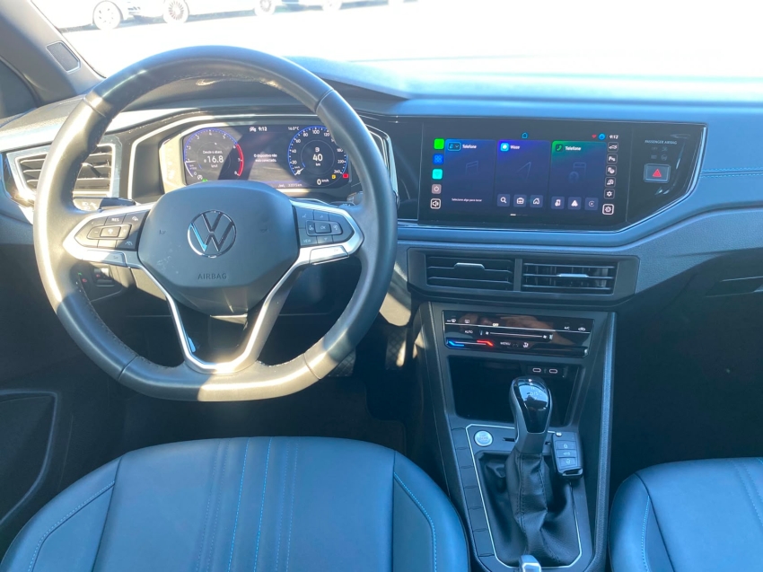volkswagen nivus 1.0 200 tsi total flex highline automatico 4p 202512