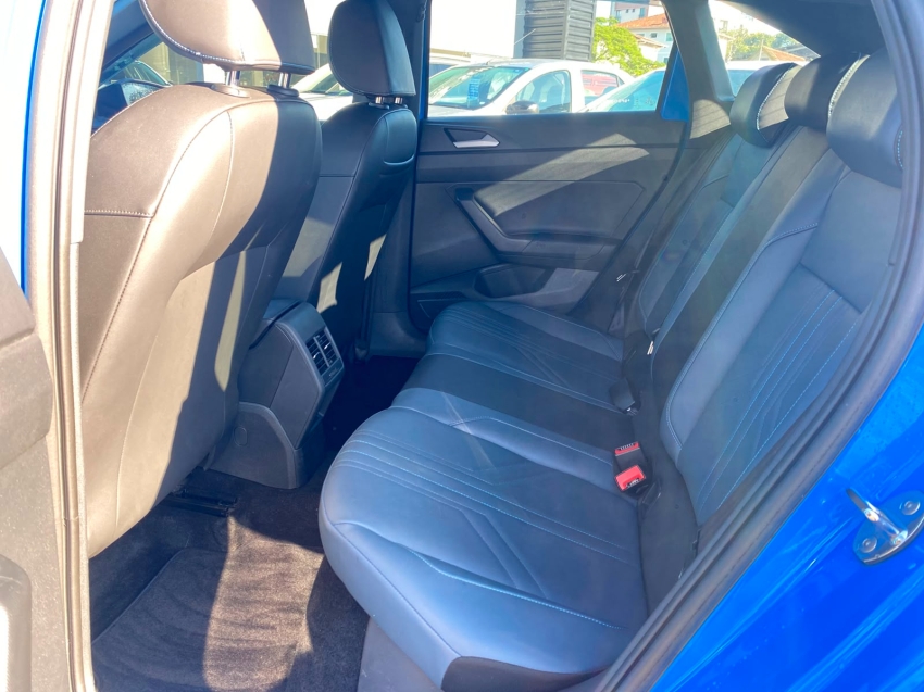 volkswagen nivus 1.0 200 tsi total flex highline automatico 4p 202515