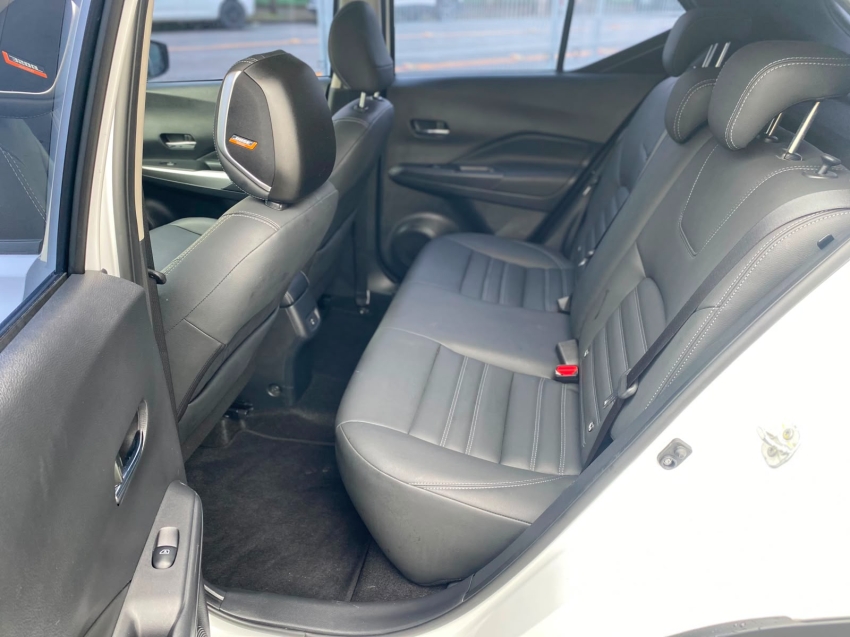 nissan kicks 1.6 16v flexstart exclusive xtronic flex 4p automatico 202417