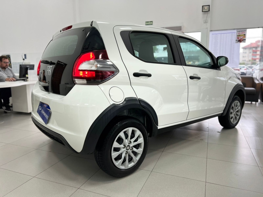 fiat mobi 1.0 evo flex like. manual 4p 20225