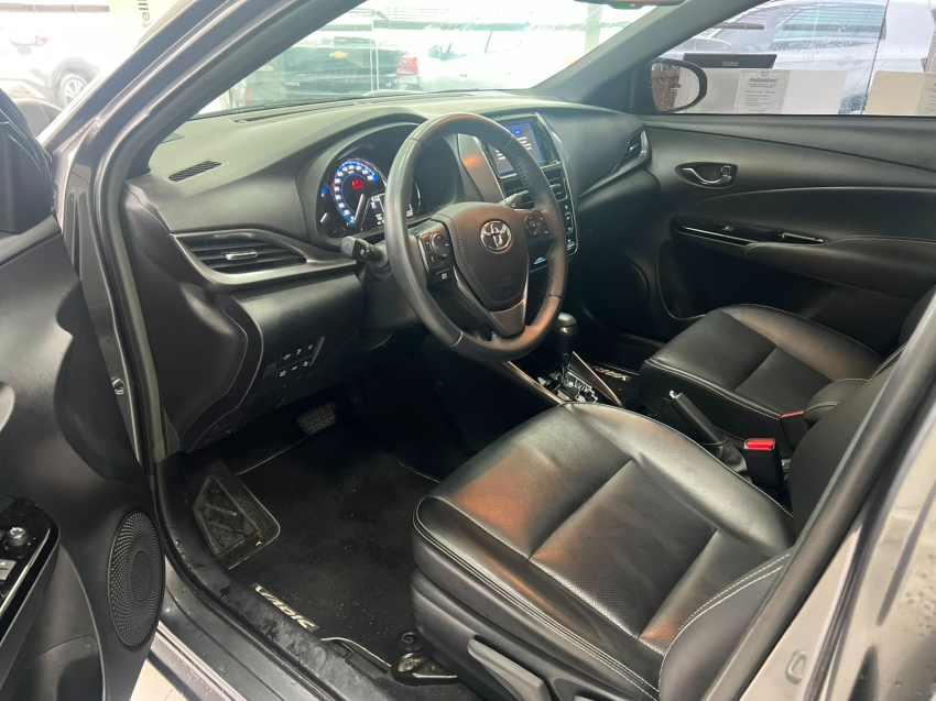 toyota yaris 1.5 16v flex xls connect multidrive 4p automatico 20238