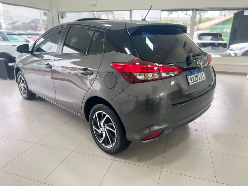 toyota yaris 1.5 16v flex xls connect multidrive 4p automatico 202312