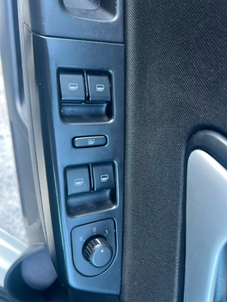volkswagen fox 1.6 msi total flex connect 4p manual 202010