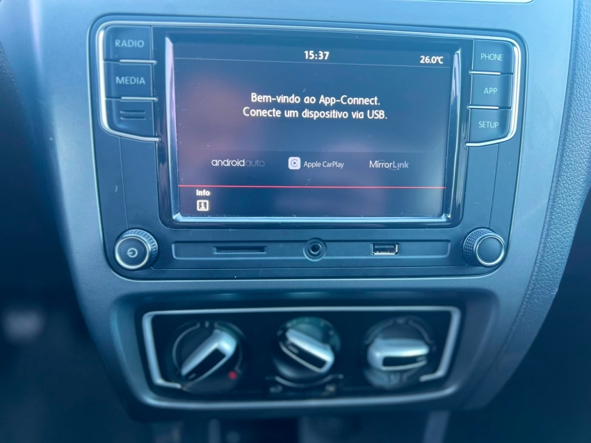 volkswagen fox 1.6 msi total flex connect 4p manual 20204