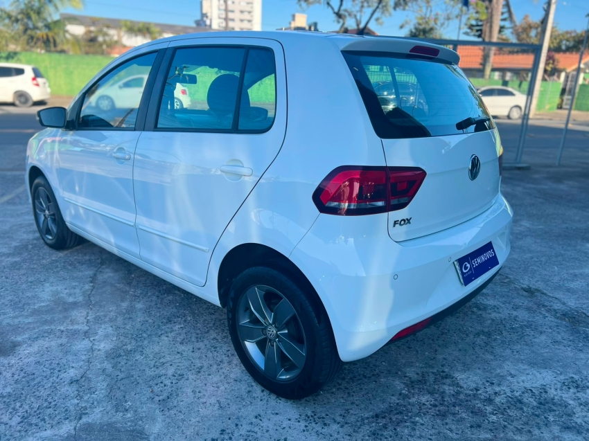 volkswagen fox 1.6 msi total flex connect 4p manual 202014