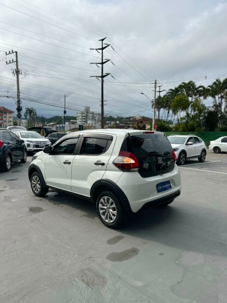 fiat mobi 1.0 evo flex like. manual 4p 202211