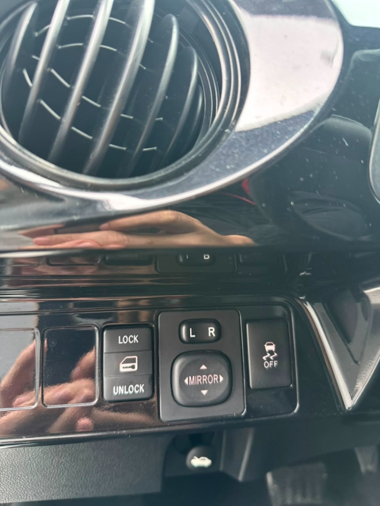 toyota etios 1.5 x sedan 16v flex 4p automatico 201910