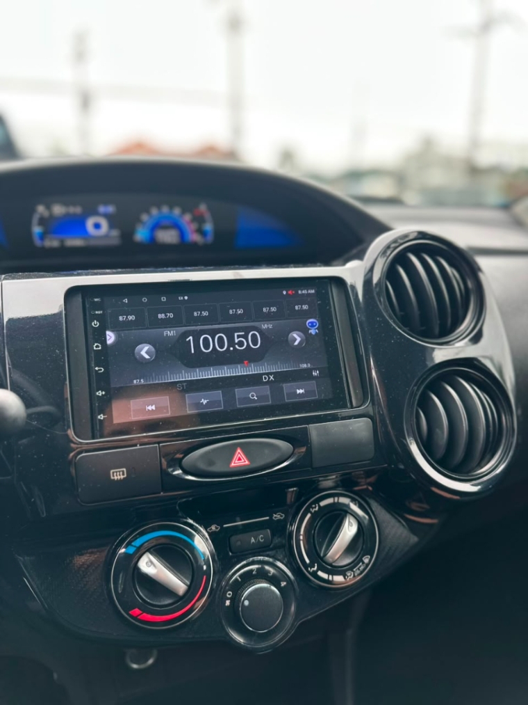 toyota etios 1.5 x sedan 16v flex 4p automatico 20198