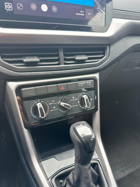 volkswagen t-cross 1.0 200 tsi total flex automatico 4p 202610