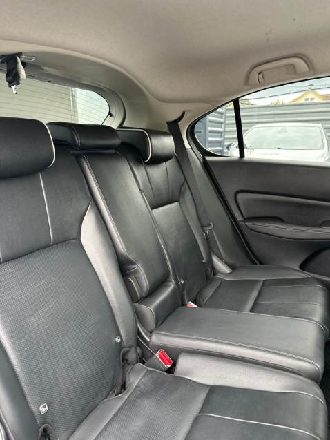 honda city 1.5 i-vtec flex hatch touring cvt 4p automatico 202414
