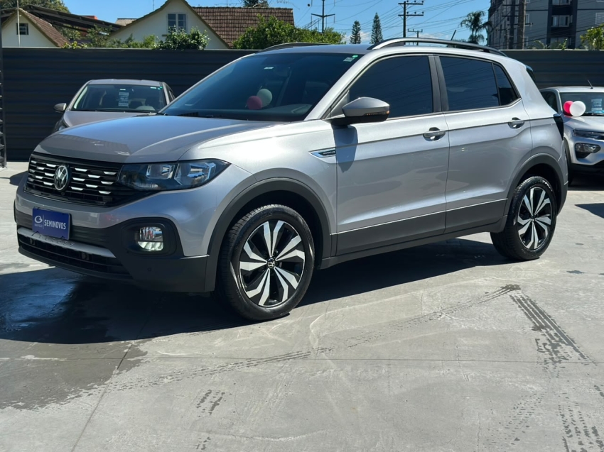 volkswagen t-cross 1.0 200 tsi total flex comfortline automatico 4p 2024