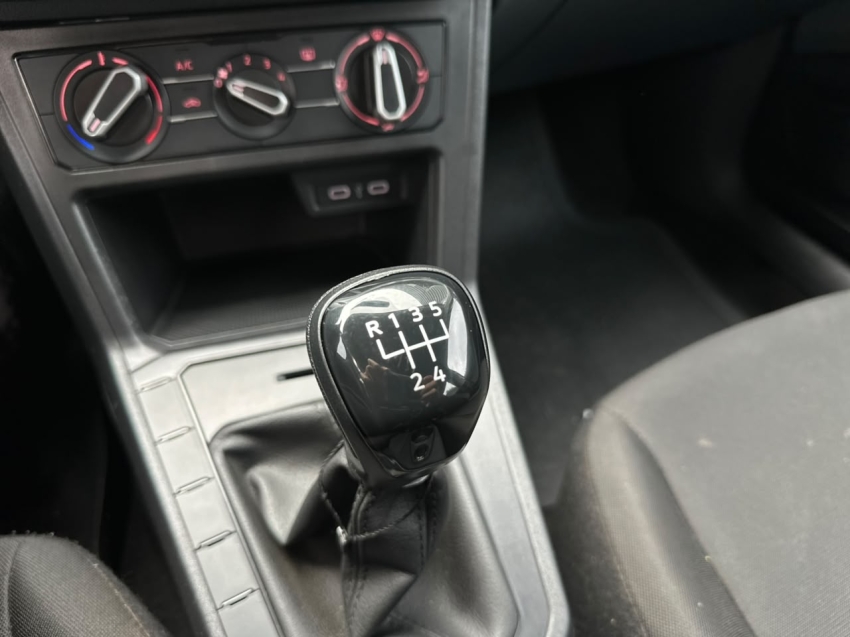 volkswagen polo 1.0 mpi track manual flex 4p 202610