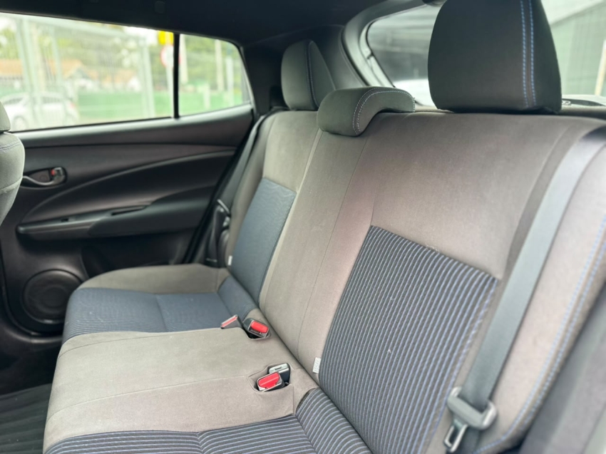 toyota yaris 1.3 16v flex xl live manual 4p 202113