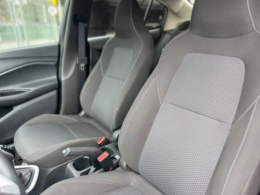 chevrolet onix 1.0 flex plus lt manual 4p 202410