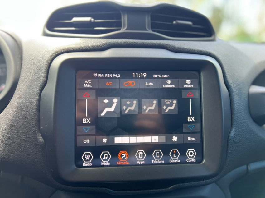 jeep renegade 1.8 16v flex longitude 4p automatico 20214