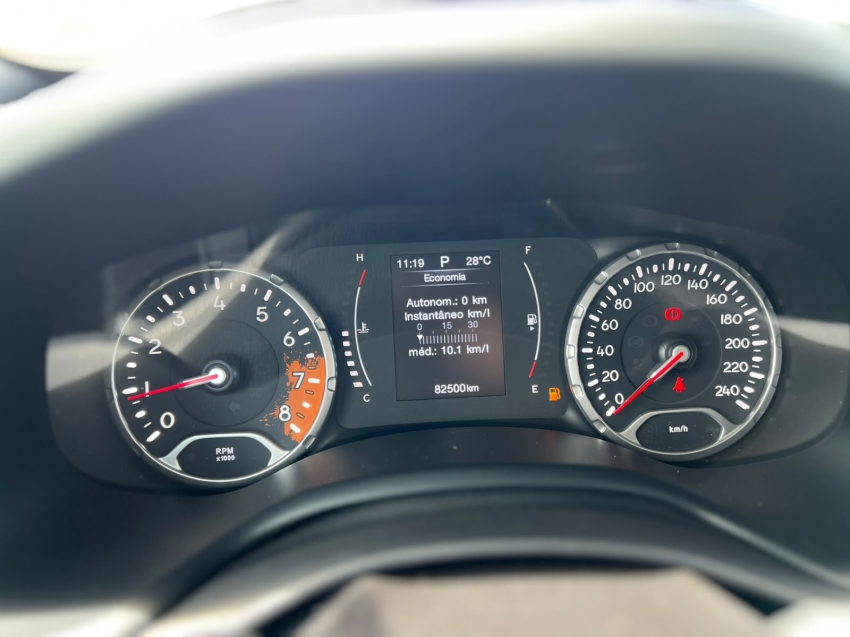 jeep renegade 1.8 16v flex longitude 4p automatico 20213