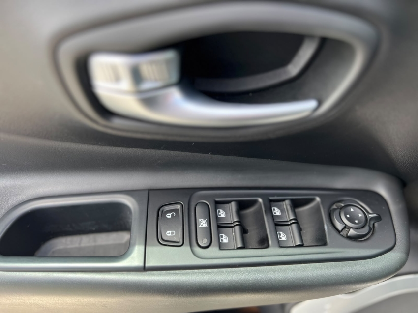 jeep renegade 1.8 16v flex longitude 4p automatico 20218