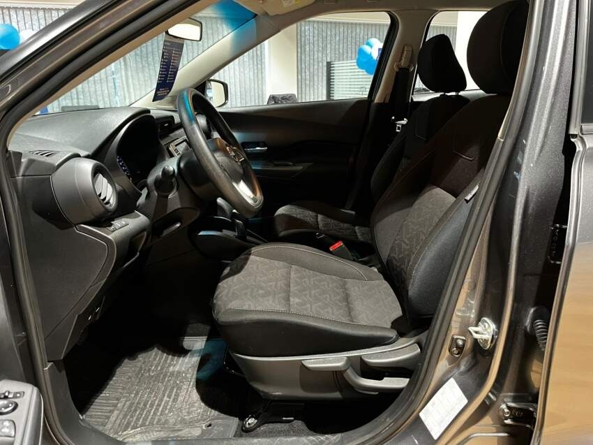 nissan kicks 1.6 16v flexstart sense xtronic 2024