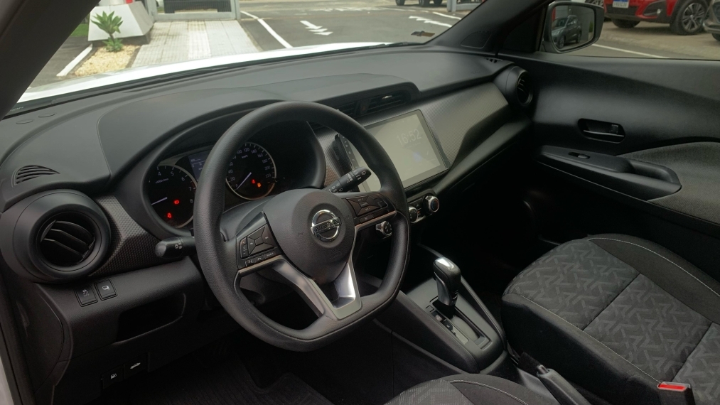kicks active pcd 1.6 16v cvt 2021