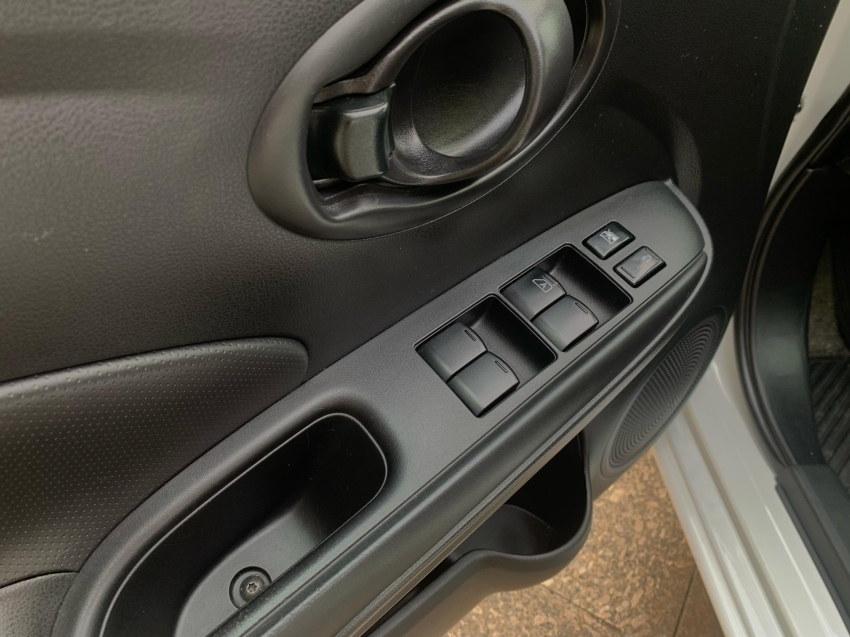 nissan versa s 1.6 flex | 2020