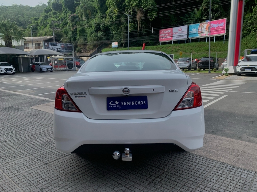 nissan versa s 1.6 flex | 2020
