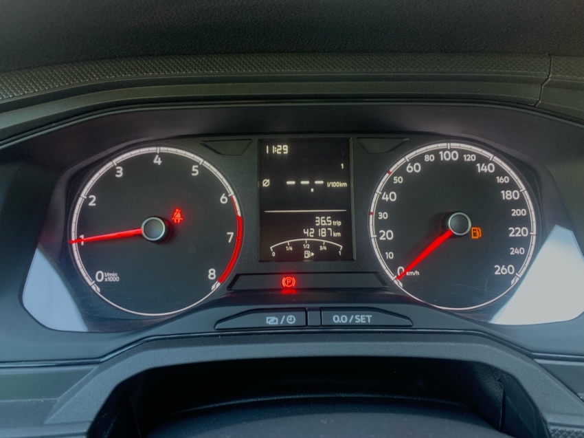 volkswagen polo track 1.0 flex 2024