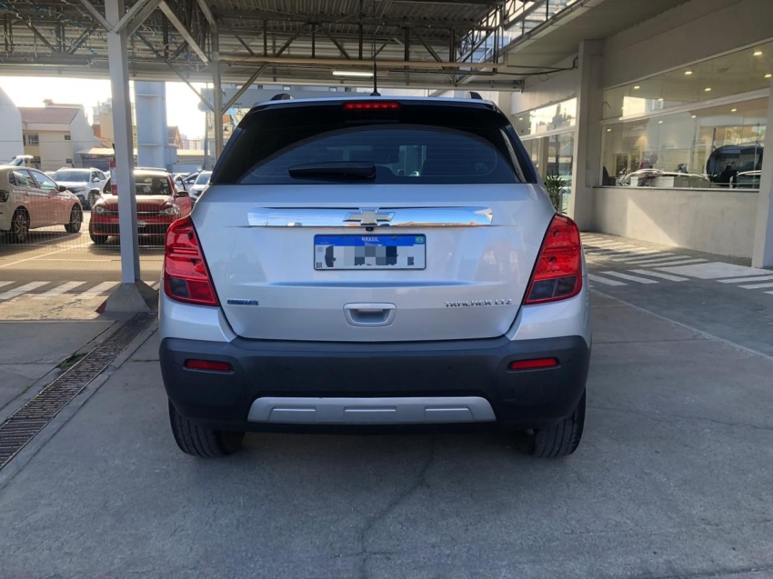 tracker ltz 1.8 16v at