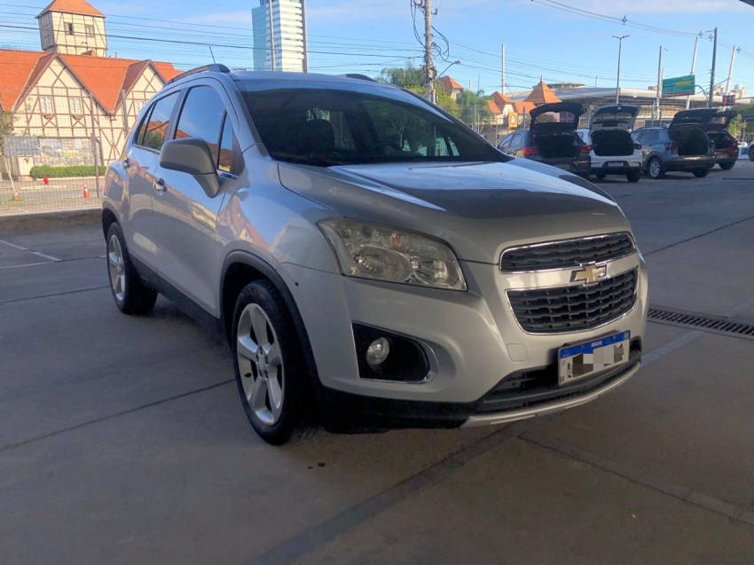 tracker ltz 1.8 16v at