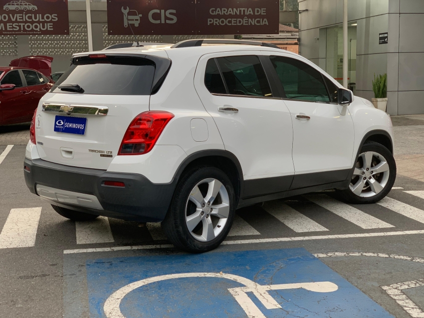 tracker ltz 1.8 16v at